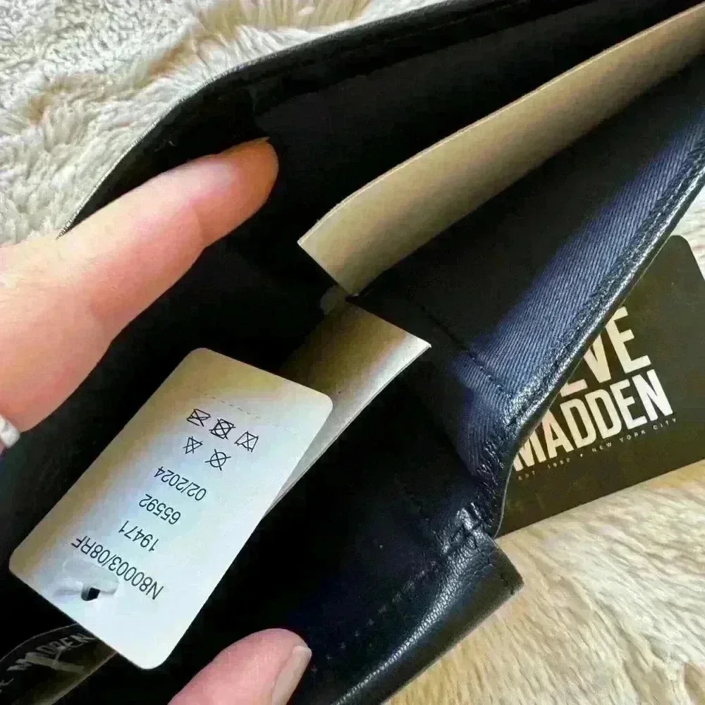 NWT Steve Madden Wallet Black